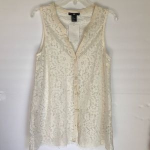 Women’s Sleeveless Lace Too